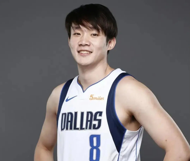 布伦森致敬丁彦雨航：祝你退役后一切顺利 曾是NBA夏联队友